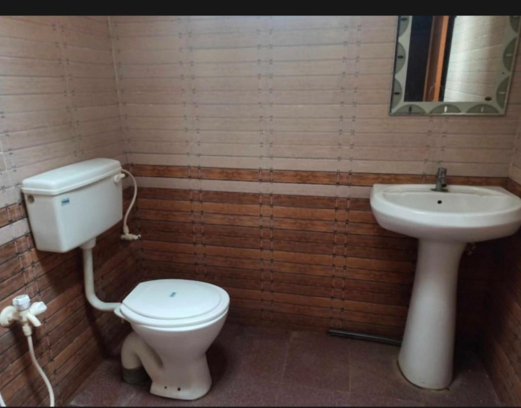 Royal Guest Inn Hsr Layout 벵갈루루 외부 사진